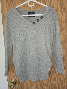 Love Women's Gray Maternity Button-Accent V-Neck Sweater